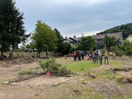 Prva ekipa prostovoljcev na terenu5